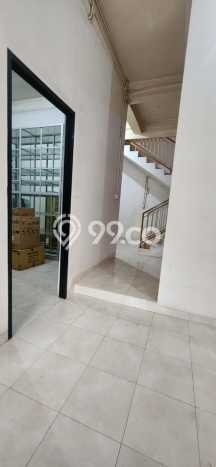 Jual Rumah Luas Elegan Dengan View Cantik di Kemanggisan, Jakarta Barat Jual Rumah Luas Elegan Dengan View Cantik di Kemanggisan, Jakarta Barat