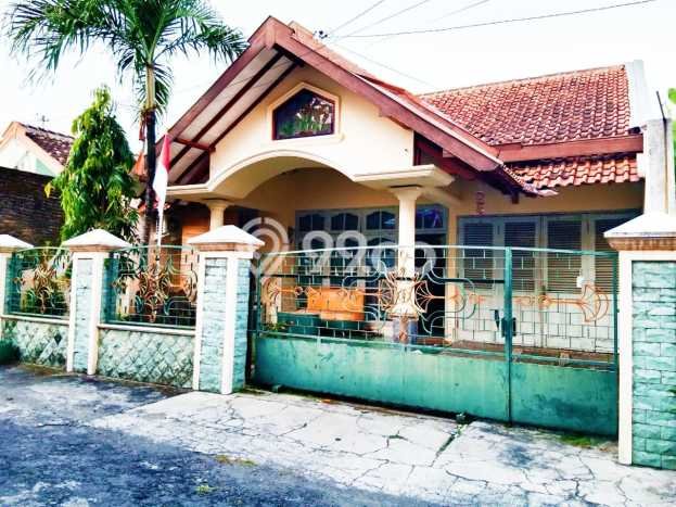Rumah Modern 5 KT di Gentan Sukoharjo Unfurnished Rumah Modern 5 KT di Gentan Sukoharjo Unfurnished