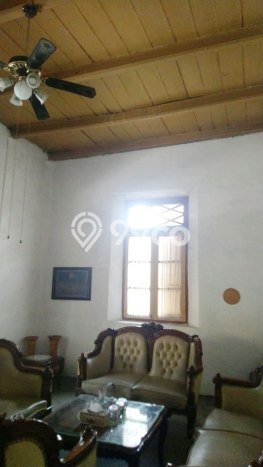 Dijual Rumah Premium dengan Fasilitas Sekitar Komplit di Pasar Kliwon, Surakarta Dijual Rumah Premium dengan Fasilitas Sekitar Komplit di Pasar Kliwon, Surakarta