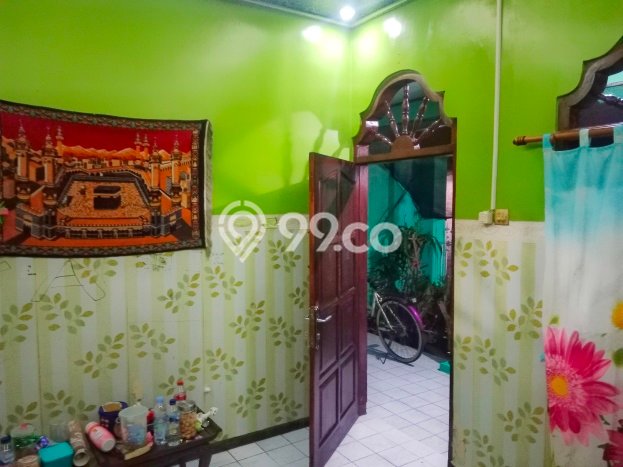 Rumah Strategis Modern Lb 160m2 di Serengan, Surakarta Rumah Strategis Modern Lb 160m2 di Serengan, Surakarta