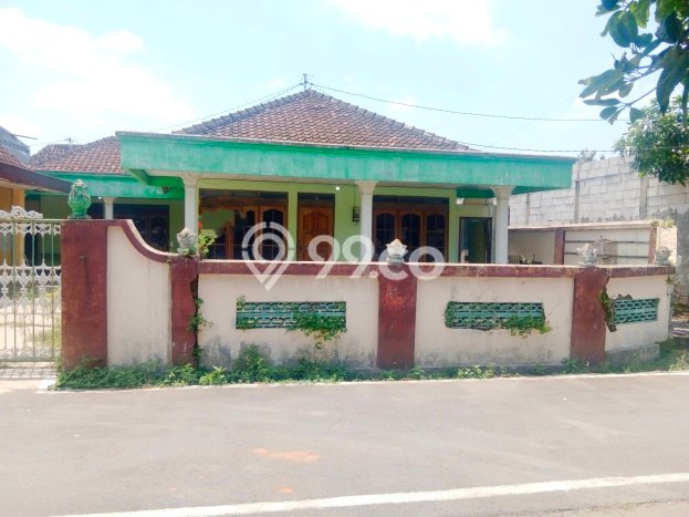 Tanah Kavling di Colomadu Dijual dengan Luas 300m2 Tanah Kavling di Colomadu Dijual dengan Luas 300m2