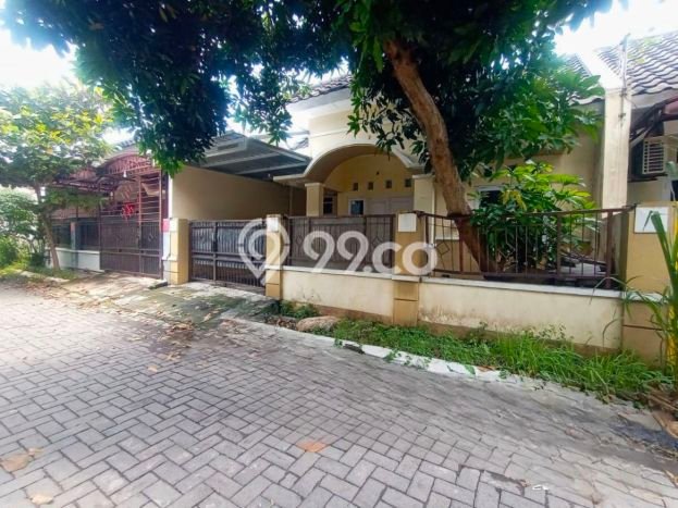 Dijual Rumah Strategis Bagus Punya 2 KT di Laweyan Surakarta SHM Dijual Rumah Strategis Bagus Punya 2 KT di Laweyan Surakarta SHM