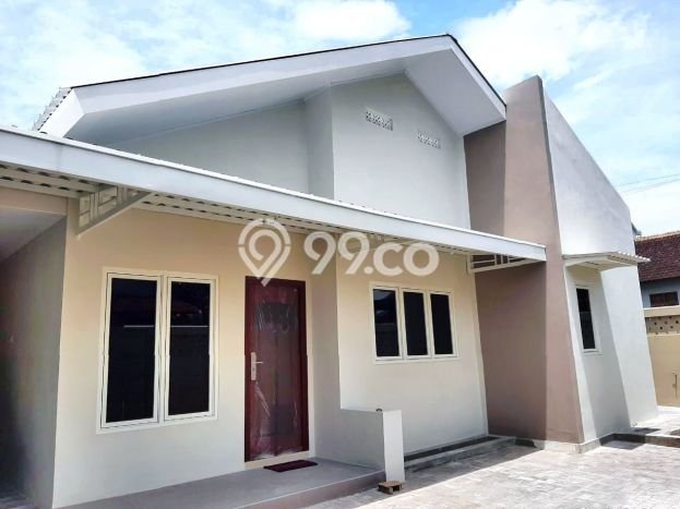 Hunian Cantik Minimalis Lb 100m2 di Serengan, Surakarta Hunian Cantik Minimalis Lb 100m2 di Serengan, Surakarta