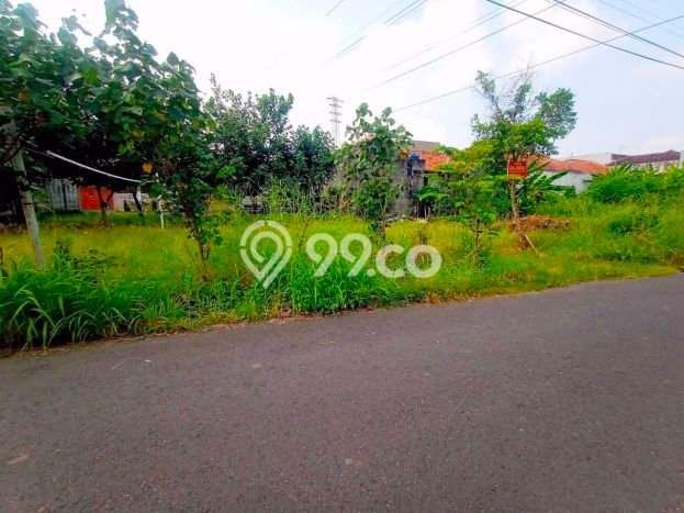 Tanah Dijual Lokasi Laweyan, Surakarta Luas 257m2 Legalitas Aman Tanah Dijual Lokasi Laweyan, Surakarta Luas 257m2 Legalitas Aman