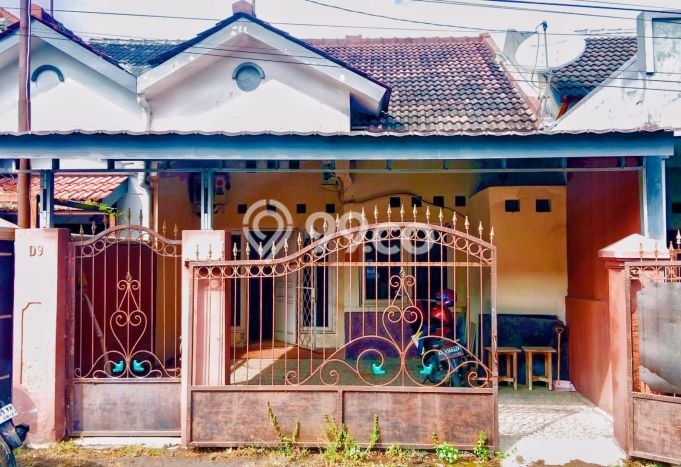 Rumah Minimalis Dijual di Jebres 2 Kamar dengan Luas Tanah 99m2 Rumah Minimalis Dijual di Jebres 2 Kamar dengan Luas Tanah 99m2