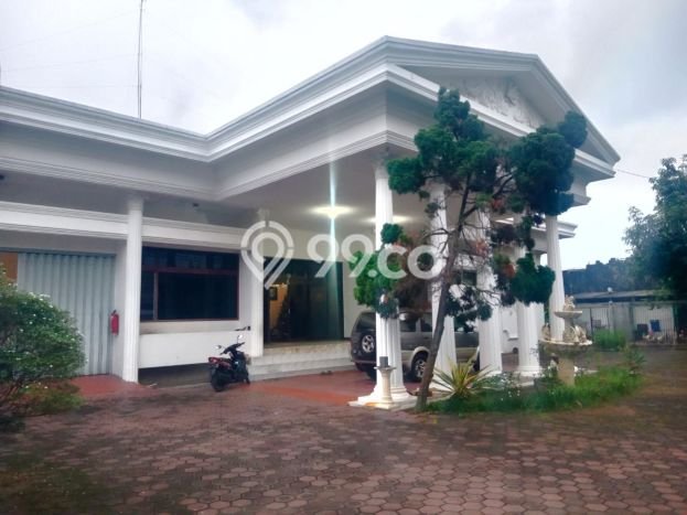 For Sale Rumah Mewah Exclusive di Laweyan, Surakarta For Sale Rumah Mewah Exclusive di Laweyan, Surakarta