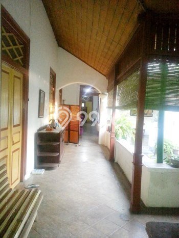 Dijual Rumah Premium dengan Fasilitas Sekitar Komplit di Pasar Kliwon, Surakarta Dijual Rumah Premium dengan Fasilitas Sekitar Komplit di Pasar Kliwon, Surakarta