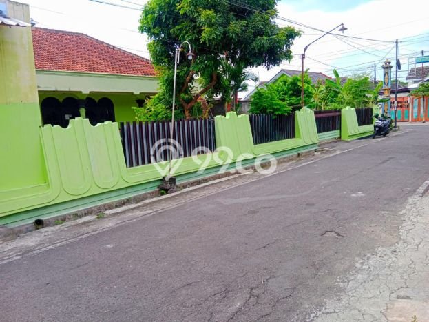 Rumah Elit Modern Siap Huni di Kartosuro Sukoharjo Rumah Elit Modern Siap Huni di Kartosuro Sukoharjo