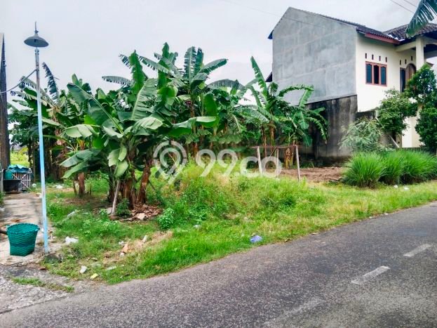 Kavling Tanah Dijual di Colomadu, Karanganyar, Luas 228m2 Area Strategis Kavling Tanah Dijual di Colomadu, Karanganyar, Luas 228m2 Area Strategis