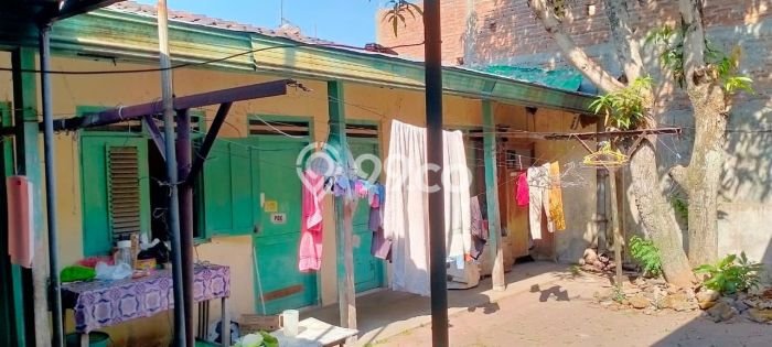 Jual Rumah Favorit Siap Huni LB 250m2 di Banjarsari, Surakarta Jual Rumah Favorit Siap Huni LB 250m2 di Banjarsari, Surakarta