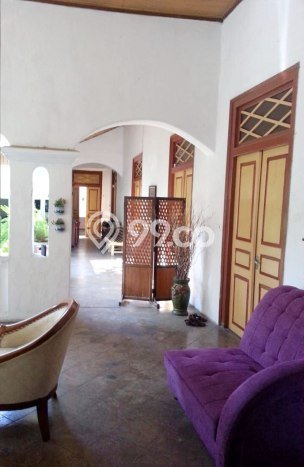 Dijual Rumah Premium dengan Fasilitas Sekitar Komplit di Pasar Kliwon, Surakarta Dijual Rumah Premium dengan Fasilitas Sekitar Komplit di Pasar Kliwon, Surakarta