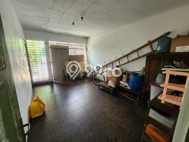 Hunian Cantik Minimalis Lb 100m2 di Banjarsari, Surakarta Hunian Cantik Minimalis Lb 100m2 di Banjarsari, Surakarta