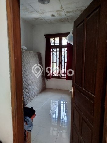 Rumah Strategis Minimalis Lb 200m2 di Banjarsari, Surakarta Rumah Strategis Minimalis Lb 200m2 di Banjarsari, Surakarta