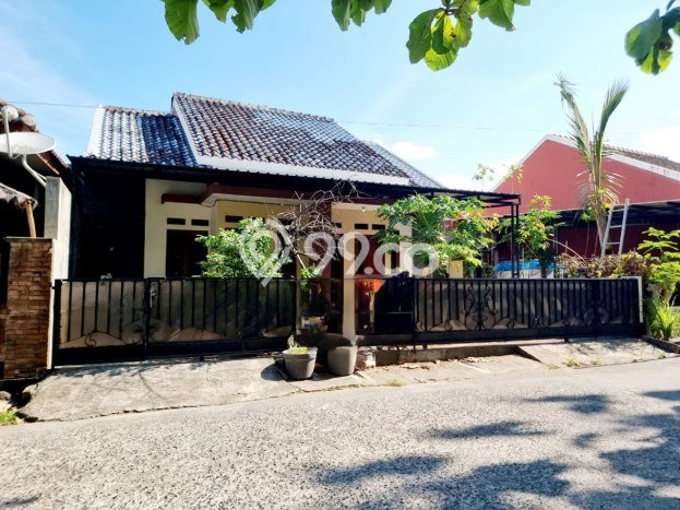 Jual Rumah Minimalis Bagus Punya 4 KT di Colomadu Karanganyar SHM Jual Rumah Minimalis Bagus Punya 4 KT di Colomadu Karanganyar SHM