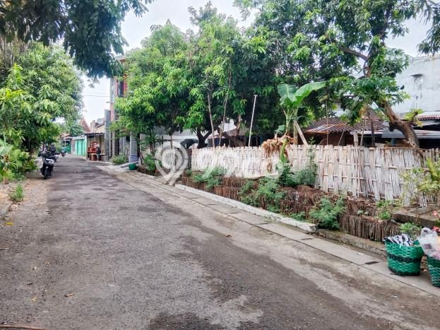 Tanah di Banjarsari, Surakarta Luas 230m2 Dijual Segera Tanah di Banjarsari, Surakarta Luas 230m2 Dijual Segera