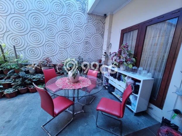 Jual Rumah Mewah Megah Dengan View Cantik di Gentan, Sukoharjo Jual Rumah Mewah Megah Dengan View Cantik di Gentan, Sukoharjo