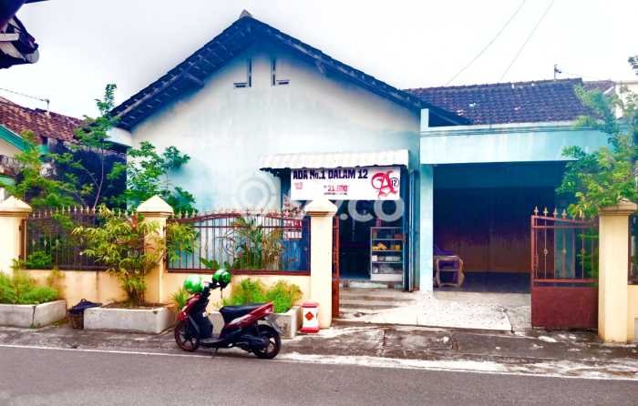 Jual Rumah Minimalis Bagus Punya 3 KT di Banjarsari Surakarta SHM Jual Rumah Minimalis Bagus Punya 3 KT di Banjarsari Surakarta SHM