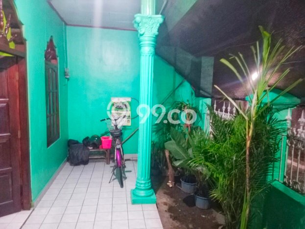 Rumah Strategis Modern Lb 160m2 di Serengan, Surakarta Rumah Strategis Modern Lb 160m2 di Serengan, Surakarta