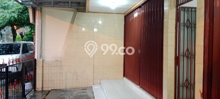 Rumah Modern Cantik 3 KT Bisa Langsung Pindah di Laweyan Rumah Modern Cantik 3 KT Bisa Langsung Pindah di Laweyan