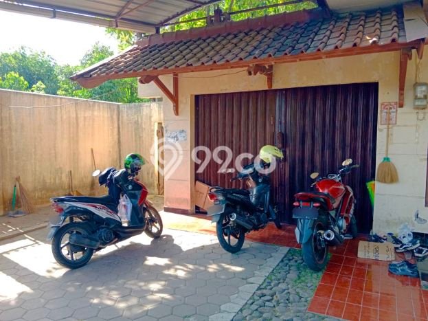 Rumah Nyaman 4 KT LB 314m2 Kondisi Bagus di Kartosuro Rumah Nyaman 4 KT LB 314m2 Kondisi Bagus di Kartosuro