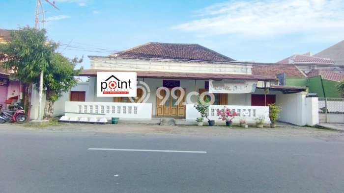 Dijual Rumah Premium dengan Fasilitas Sekitar Komplit di Pasar Kliwon, Surakarta Dijual Rumah Premium dengan Fasilitas Sekitar Komplit di Pasar Kliwon, Surakarta