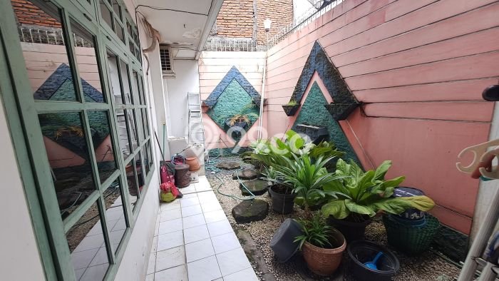 Siap Huni Hunian Elit 4 Kamar di Banjarsari Dekat ke Mana Pun Siap Huni Hunian Elit 4 Kamar di Banjarsari Dekat ke Mana Pun