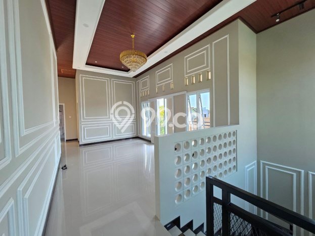 Hunian Mewah Siap Huni LT 166m2 di Laweyan, Surakarta Hunian Mewah Siap Huni LT 166m2 di Laweyan, Surakarta