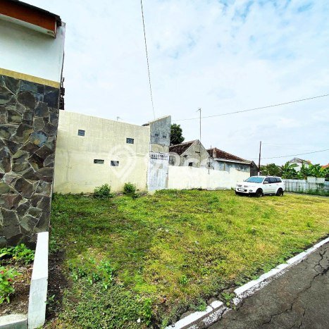 For Sale Rumah 3 Kamar Lokasi Strategis Bagus dan Strategis di Jaten For Sale Rumah 3 Kamar Lokasi Strategis Bagus dan Strategis di Jaten
