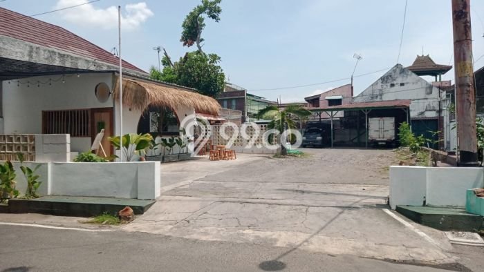 Lahan Kosong Dijual di Surakarta dengan Area 448m2 Lahan Kosong Dijual di Surakarta dengan Area 448m2