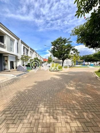 For Sale Rumah 2 Kamar Lokasi Ideal Nyaman dan Strategis di Ciputat Timur For Sale Rumah 2 Kamar Lokasi Ideal Nyaman dan Strategis di Ciputat Timur
