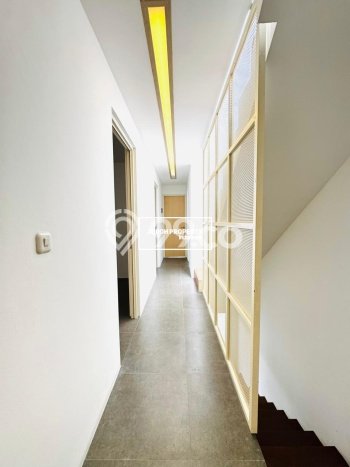 Rumah Minimalis 3 KT di Cirendeu Jakarta Selatan Rumah Minimalis 3 KT di Cirendeu Jakarta Selatan