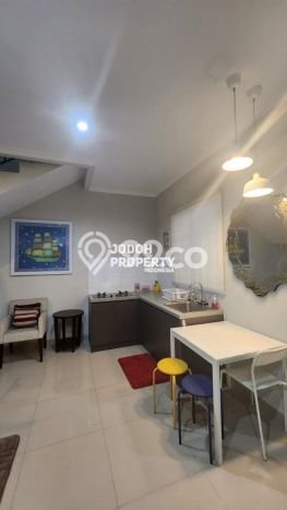 Dijual Hunian Rumah Terawat 2 KT di Cirendeu, Jakarta Selatan Dijual Hunian Rumah Terawat 2 KT di Cirendeu, Jakarta Selatan