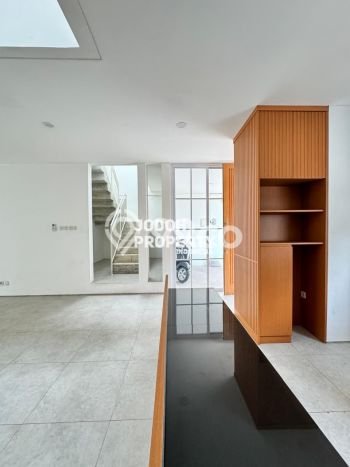 Dijual Rumah Premium dengan Fasilitas Sekitar Lengkap di Ciputat Timur, Tangerang Selatan Dijual Rumah Premium dengan Fasilitas Sekitar Lengkap di Ciputat Timur, Tangerang Selatan