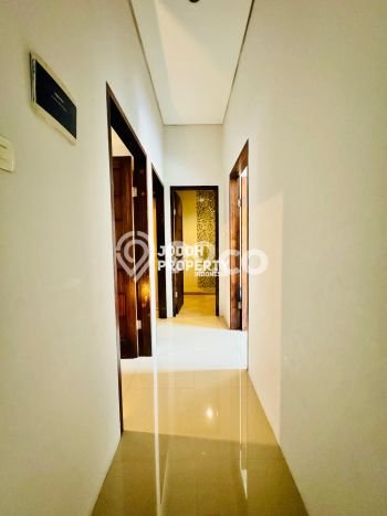 Rumah Strategis Minimalis Lb 150m2 di Ciputat Timur, Tangerang Selatan Rumah Strategis Minimalis Lb 150m2 di Ciputat Timur, Tangerang Selatan