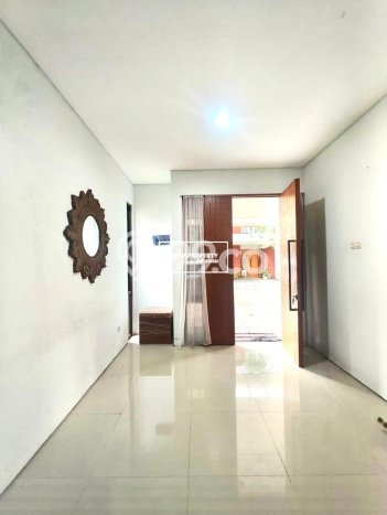 Jual Rumah Modern 3 KT di Cirendeu, Jakarta Selatan Jual Rumah Modern 3 KT di Cirendeu, Jakarta Selatan