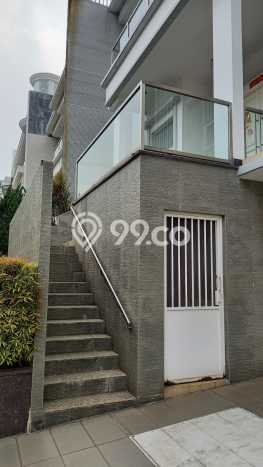 Jual Rumah Luas Megah Dengan View Cantik di Pantai Indah Kapuk, Jakarta Utara Jual Rumah Luas Megah Dengan View Cantik di Pantai Indah Kapuk, Jakarta Utara