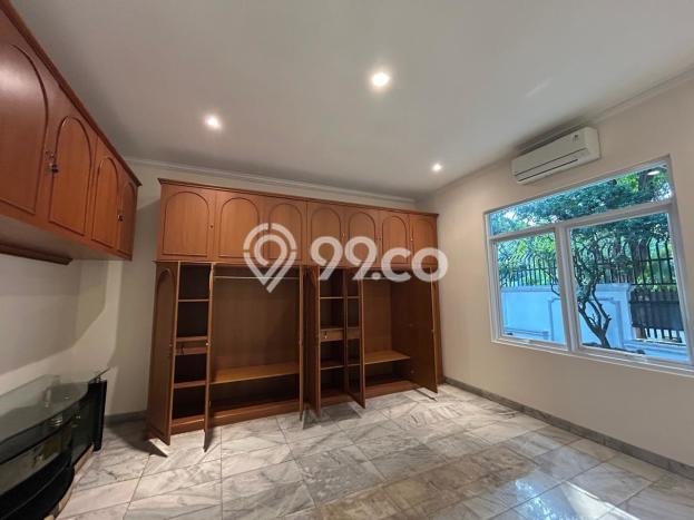 Disewakan Rumah Harga Terjangkau di Gading Serpong Tangerang dengan 3 KT Disewakan Rumah Harga Terjangkau di Gading Serpong Tangerang dengan 3 KT