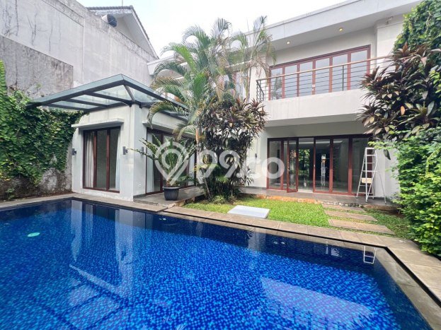 Lokasi terbaik! Rumah siap huni disewakan di Menteng LB 550m2 Lokasi terbaik! Rumah siap huni disewakan di Menteng LB 550m2