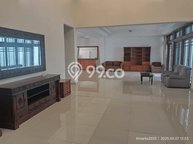 Hunian 8 Kamar Lengkap Disewakan di Menteng Harga Kompetitif Hunian 8 Kamar Lengkap Disewakan di Menteng Harga Kompetitif