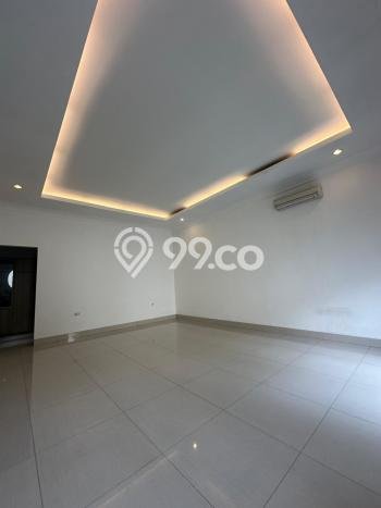 Rumah Tenang area Kemang, 5 KT, LT 750m² Bangunan 600m² Rumah Tenang area Kemang, 5 KT, LT 750m² Bangunan 600m²
