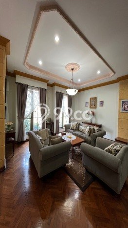 Rumah Elit Modern Siap Huni di Pondok Indah Jakarta Selatan Rumah Elit Modern Siap Huni di Pondok Indah Jakarta Selatan
