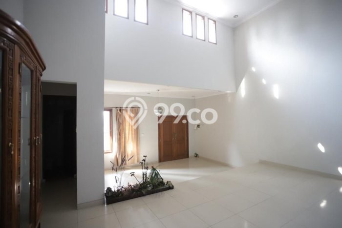 RECOMMENDED! Rumah kawasan Cilandak, 4 KT, Area Premium, LT 225m² Bangunan 600m² RECOMMENDED! Rumah kawasan Cilandak, 4 KT, Area Premium, LT 225m² Bangunan 600m²