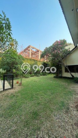 Disewakan Rumah Strategis di Pejaten LT 1000m2 / LB 30m2 Siap Huni Disewakan Rumah Strategis di Pejaten LT 1000m2 / LB 30m2 Siap Huni