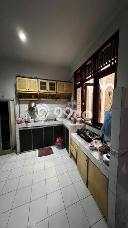 Jual Rumah Luas Elegan Dengan View Cantik di Pondok Gede, Jakarta Timur Jual Rumah Luas Elegan Dengan View Cantik di Pondok Gede, Jakarta Timur