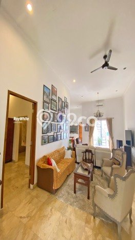 Hunian Eksklusif Siap Huni LT 300m2 di Jagakarsa, Jakarta Selatan Hunian Eksklusif Siap Huni LT 300m2 di Jagakarsa, Jakarta Selatan