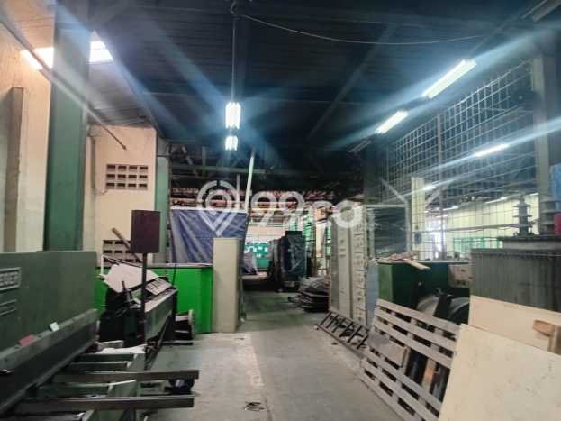 KEUNTUNGAN BERLIPAT! Pabrik Kawasan Kebayoran Lama, Luas 5000m², Lokasi Jalan Utama KEUNTUNGAN BERLIPAT! Pabrik Kawasan Kebayoran Lama, Luas 5000m², Lokasi Jalan Utama