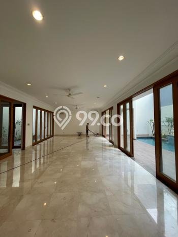 Ready to Use! Premium House LT 450m2 Desain Elegan di Cipete Ready to Use! Premium House LT 450m2 Desain Elegan di Cipete