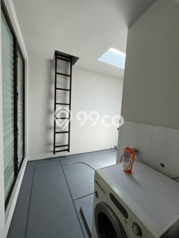 Rumah Sewa Jakarta Selatan LT 250m2 LB 350m2 Area Cipete Rumah Sewa Jakarta Selatan LT 250m2 LB 350m2 Area Cipete