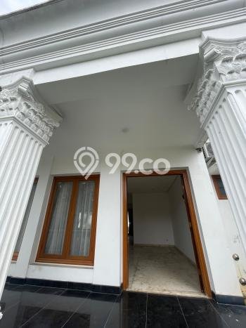 Lokasi strategis! Rumah siap huni disewakan di Cilandak LB 1000m2 Lokasi strategis! Rumah siap huni disewakan di Cilandak LB 1000m2