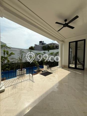 Rumah Luxury Modern Tanpa Renovasi di Kemang Jakarta Selatan Rumah Luxury Modern Tanpa Renovasi di Kemang Jakarta Selatan